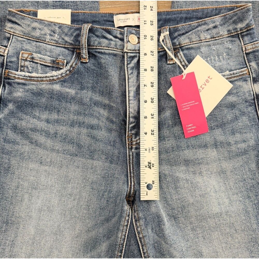 Forever 21 Women's Straight Leg Jeans with Frayed Hem - Medium Blue - Picture 5 of 10